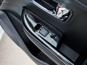 20121.6L Premium ECO ԄӼo п؅^