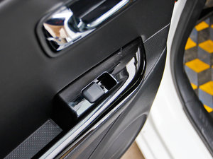 20121.6L Premium ECO ԄӼo п؅^