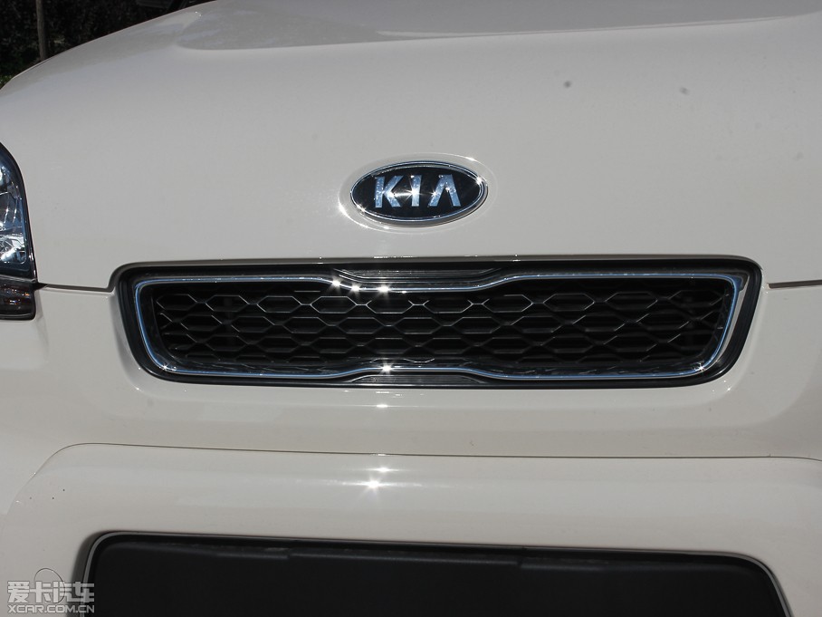 2013㠖 1.6L Premium Ԅ