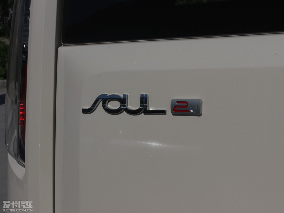 2013���㠖 1.6L Premium �Ԅ�