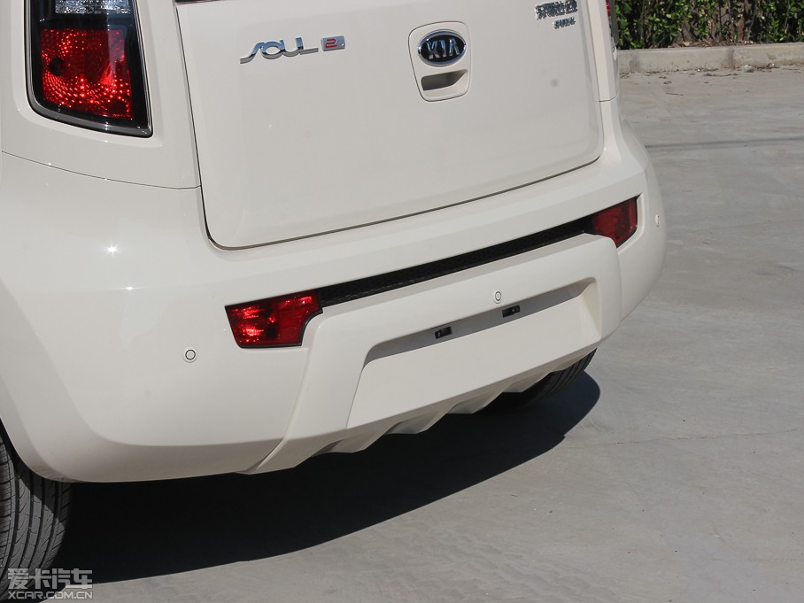 2013㠖 1.6L Premium Ԅ