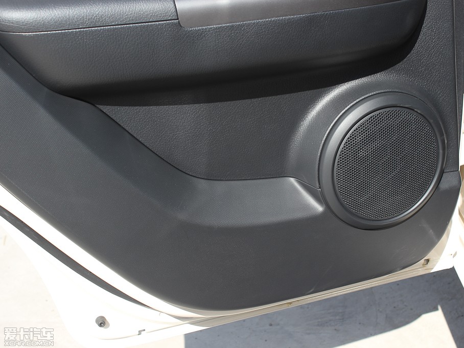 2013㠖 1.6L Premium Ԅ