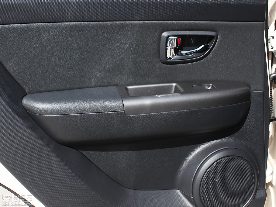 2013㠖 1.6L Premium Ԅ