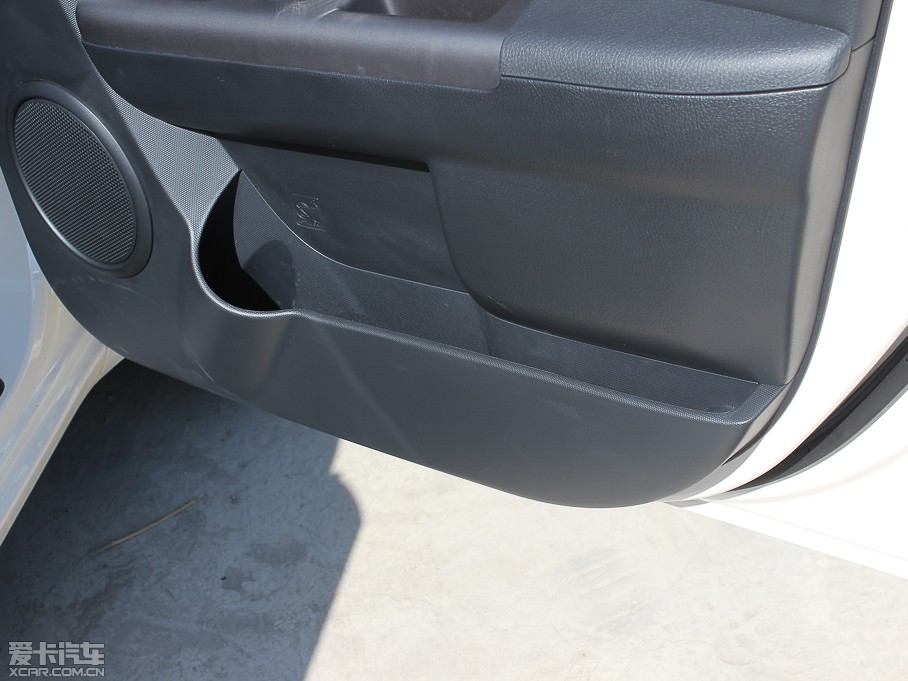 2013㠖 1.6L Premium Ԅ