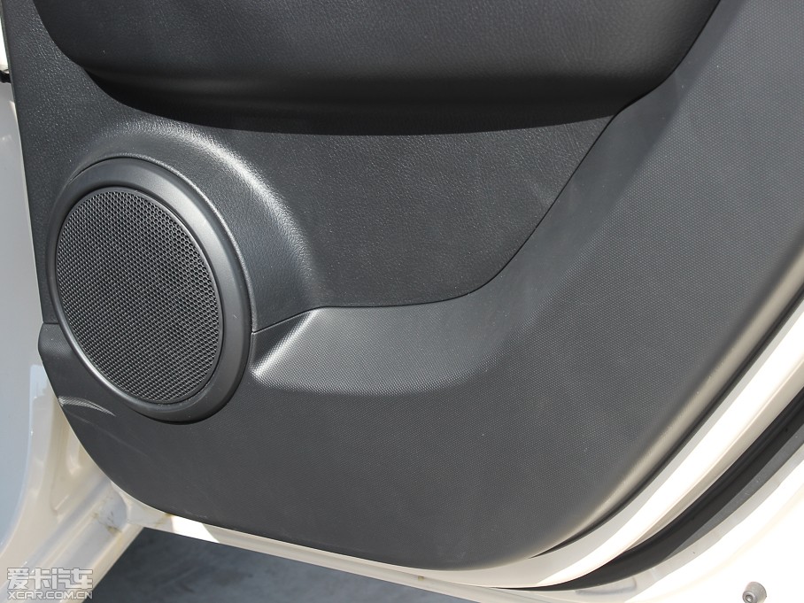 2013㠖 1.6L Premium Ԅ