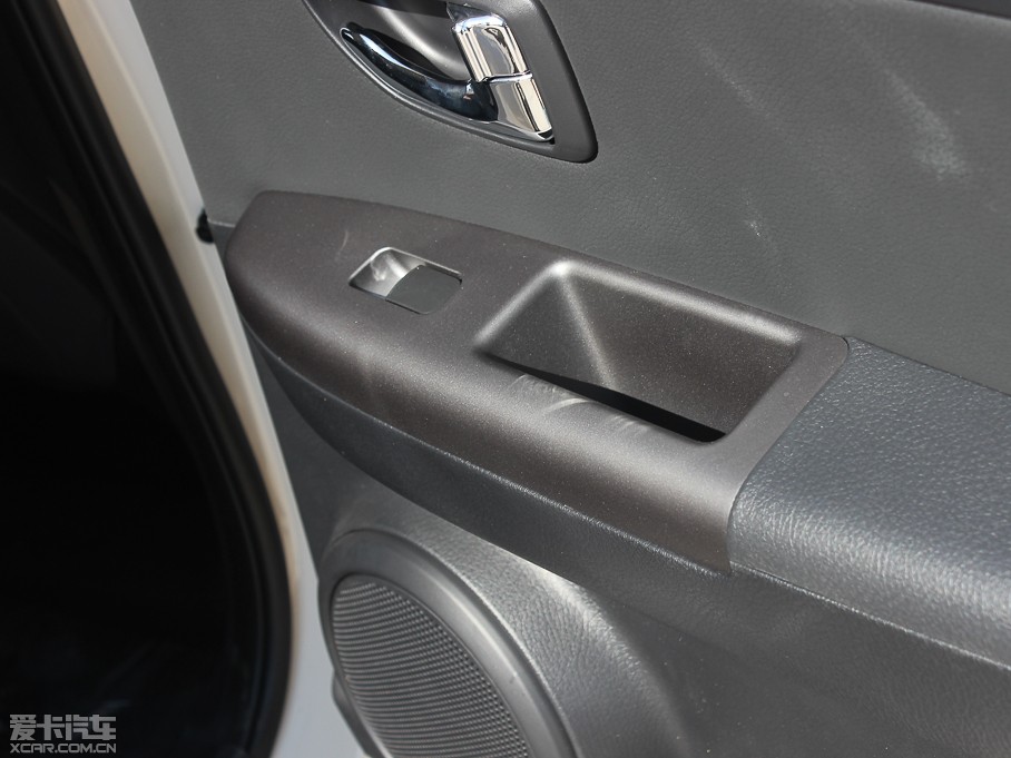 2013㠖 1.6L Premium Ԅ