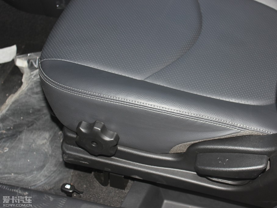 2013㠖 1.6L Premium Ԅ