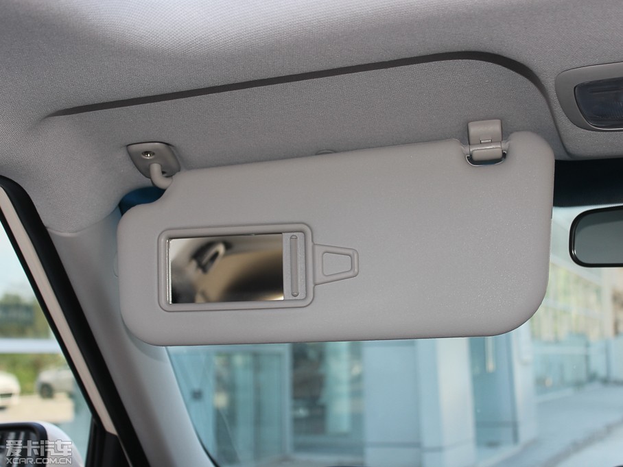 2013㠖 1.6L Premium Ԅ