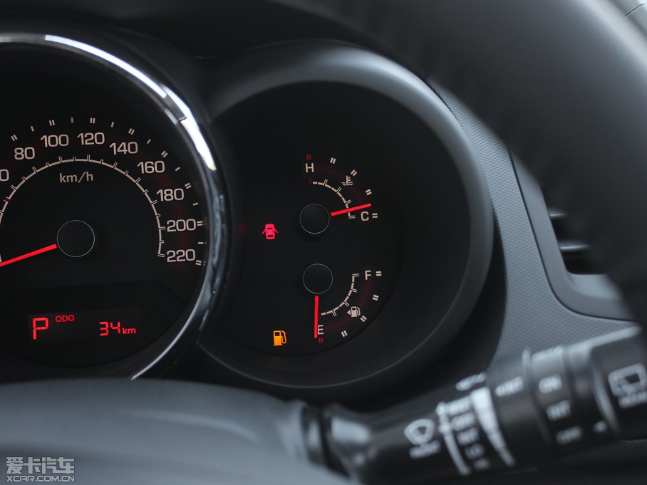 2013㠖 1.6L Premium Ԅ(dng)