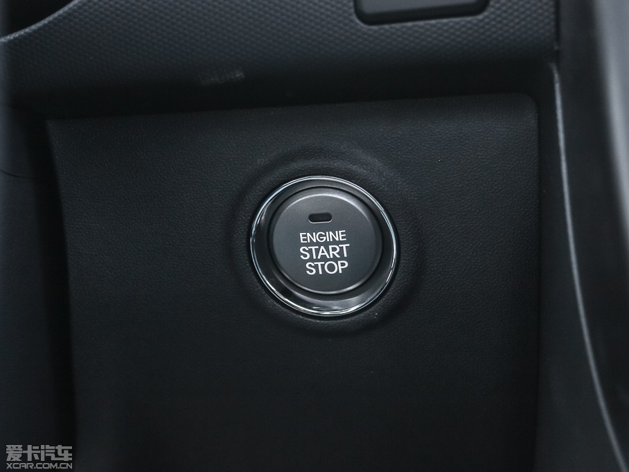 2013 1.6L Premium Զ