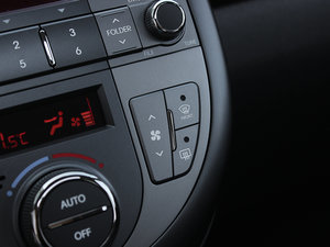 20131.6L Premium Ԅ п؅^