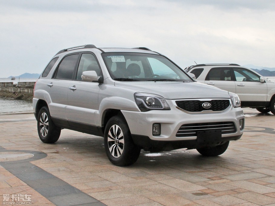 2013ʨ 2.0Premium Զ