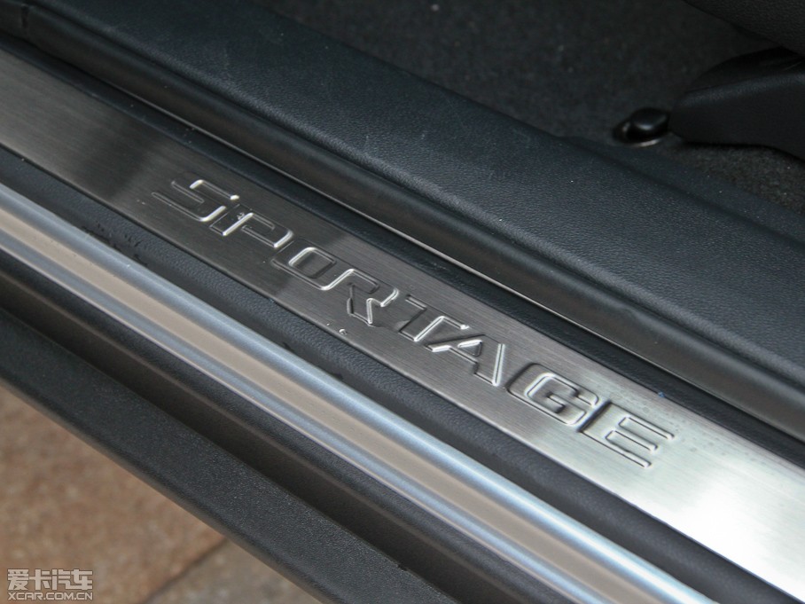 2013��{�� 2.0Premium �Ԅ�(d��ng)���(q��)��