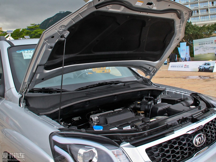 2013{ 2.0Premium ԄӃ