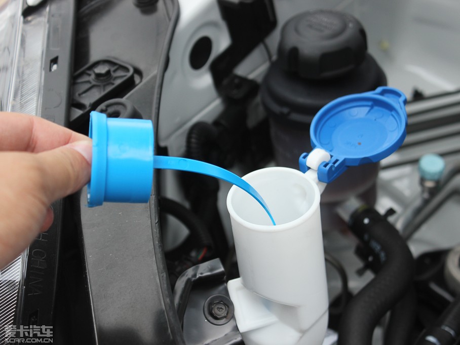 2013��{�� 2.0GLS �քӃ���