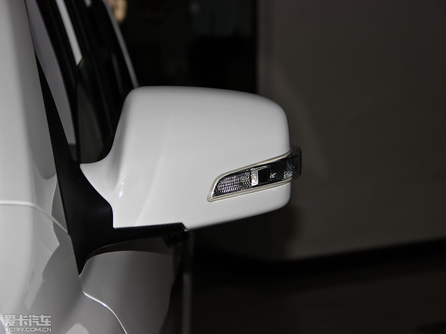 2013{ 2.0DLX ԄӃ(q)