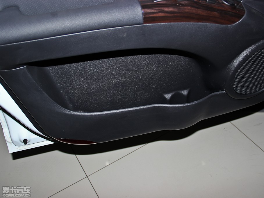 2013{ 2.0DLX Ԅ(dng)(q)