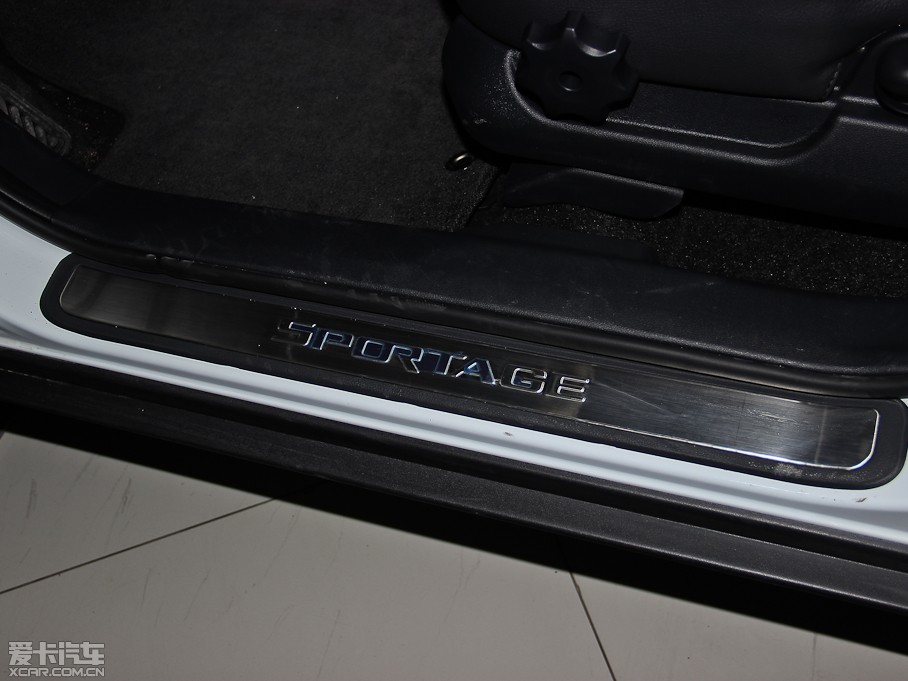 2013{ 2.0DLX Ԅ(dng)(q)