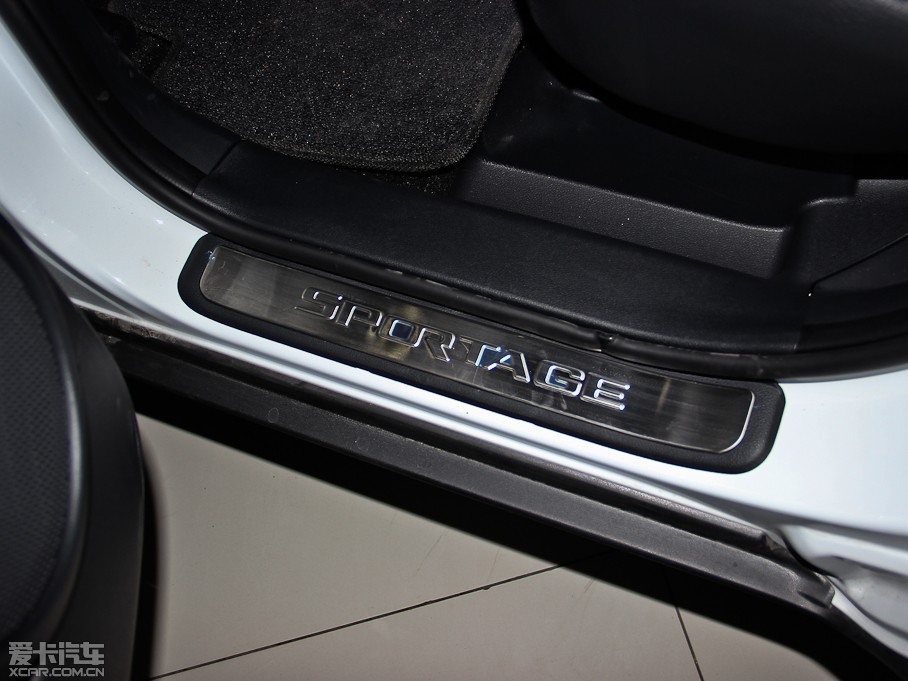 2013{ 2.0DLX Ԅ(dng)(q)