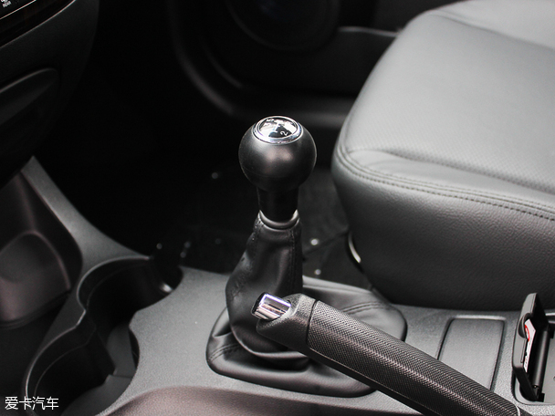 東風悅達起亞2013款獅跑