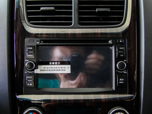2013款2.0GLS 自动两驱版 中控台显示屏