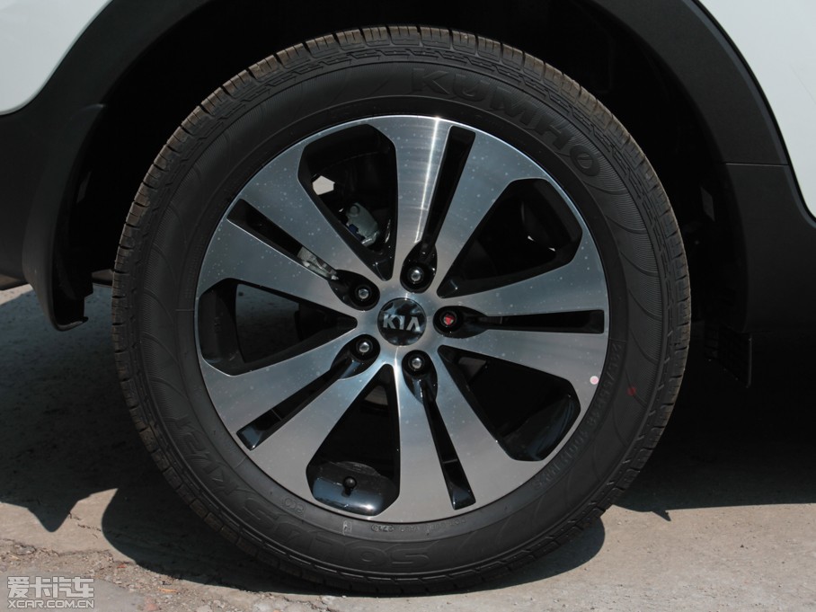 2014 2.0L Premium ԄӃ