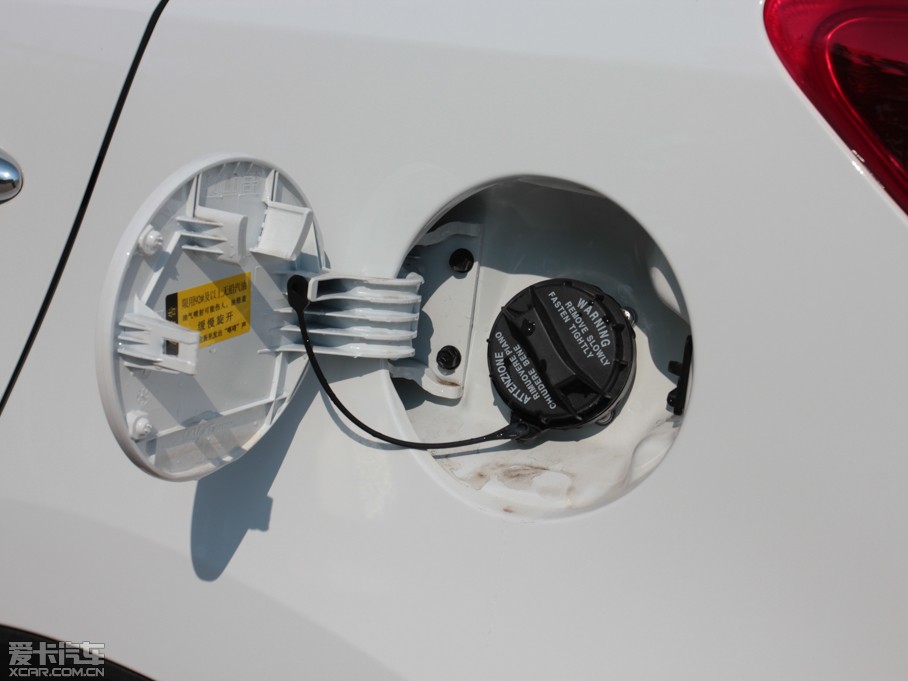 2014 2.0L Premium ԄӃ