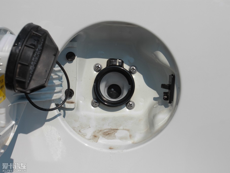 2014 2.0L Premium ԄӃ