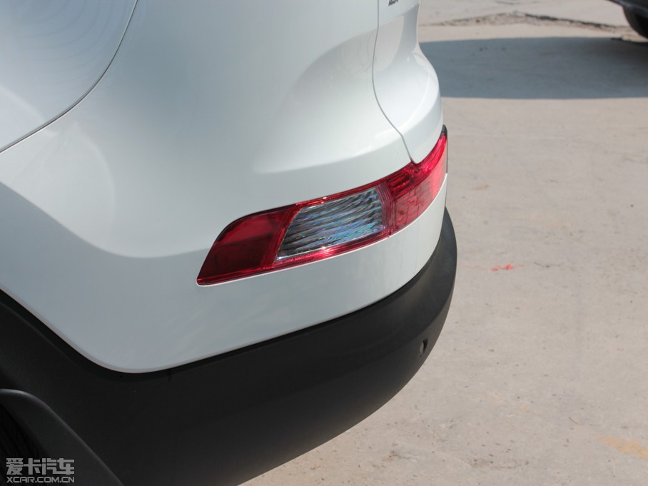 2014 2.0L Premium ԄӃ