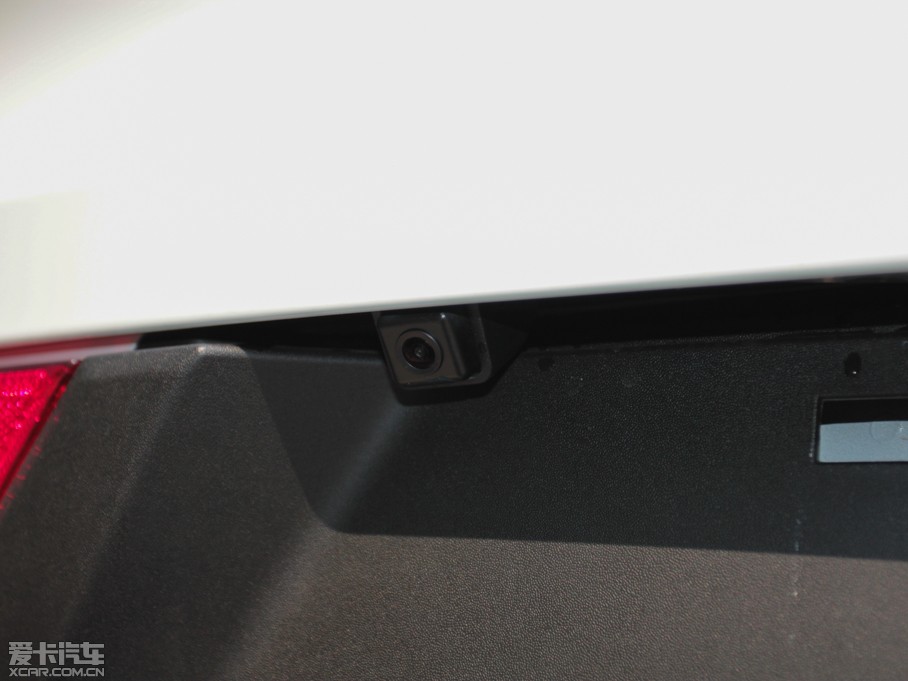 2014 2.0L Premium ԄӃ