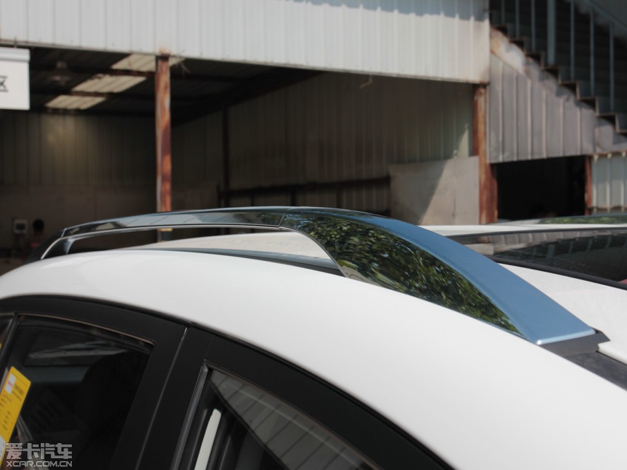 2014 2.0L Premium ԄӃ