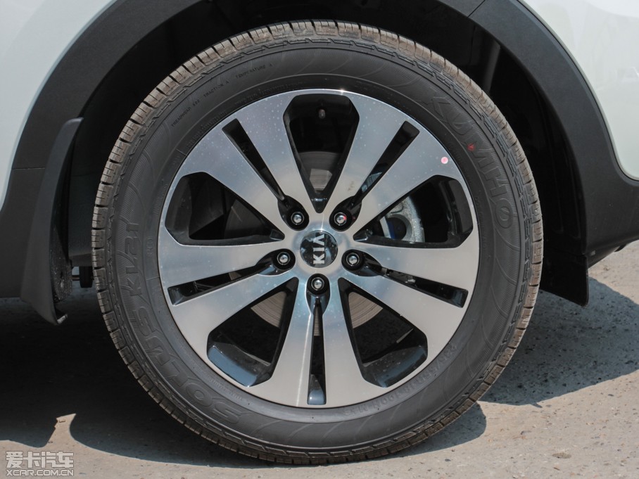 2014 2.0L Premium ԄӃ