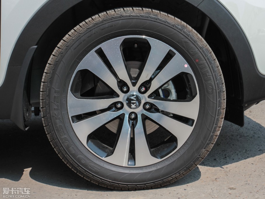 2014 2.0L Premium ԄӃ