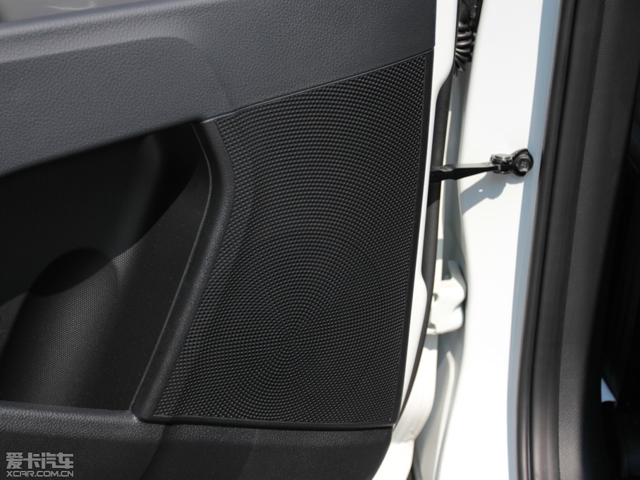 2014 2.0L Premium ԄӃ