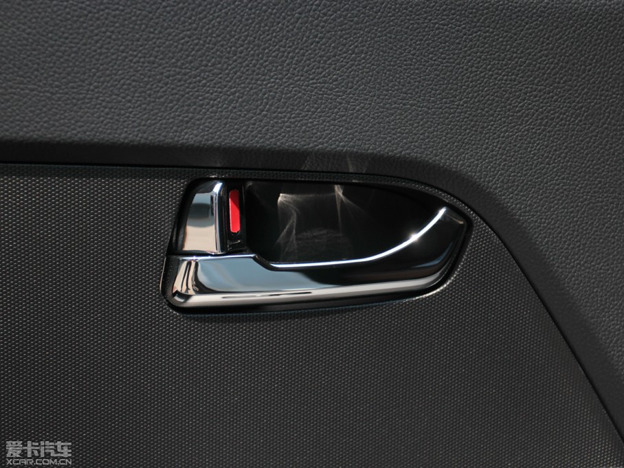 2014 2.0L Premium ԄӃ