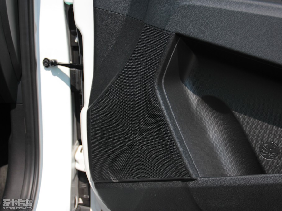 2014 2.0L Premium ԄӃ