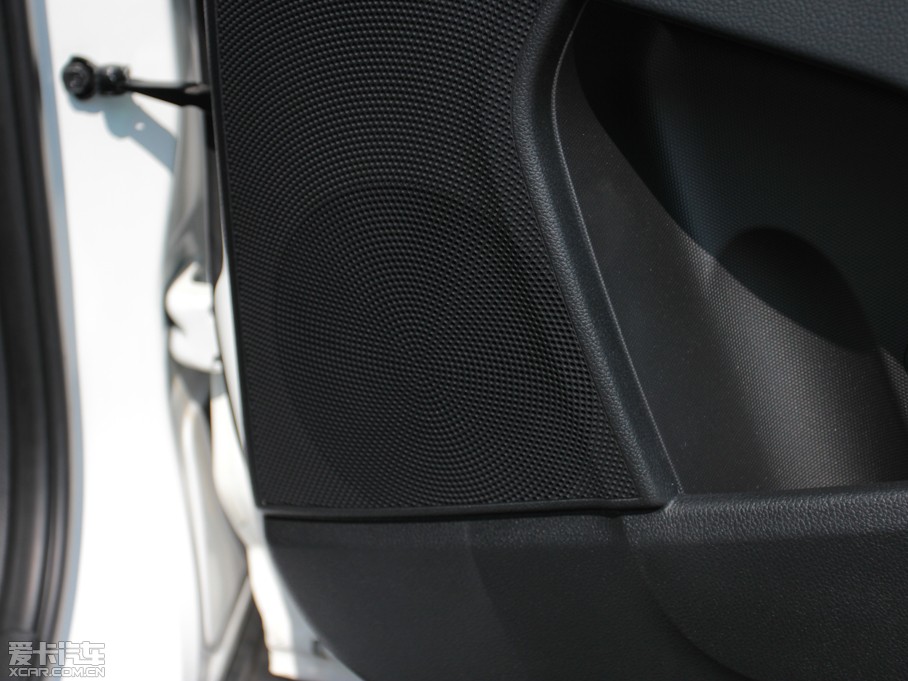 2014 2.0L Premium ԄӃ