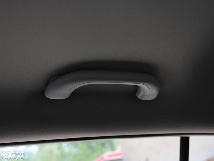 2014 2.0L Premium ԄӃ