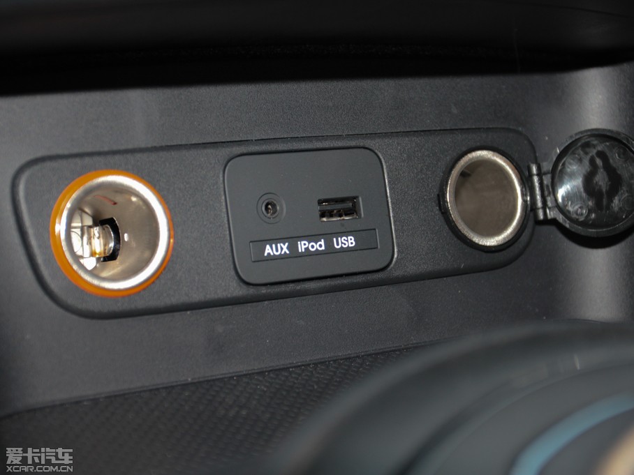 2014 2.0L Premium ԄӃ