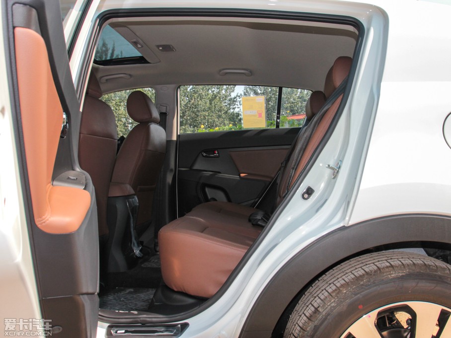 2014 2.0L Premium ԄӃ