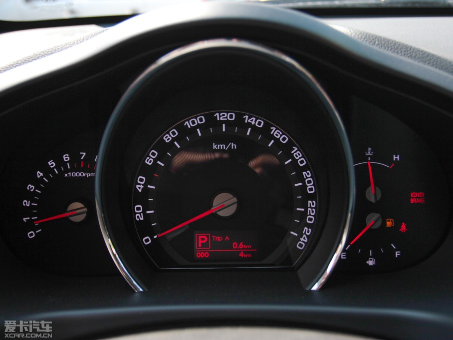 2014 2.0L Premium ԄӃ