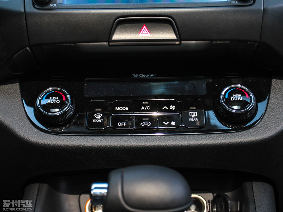 2014 2.0L Premium ԄӃ