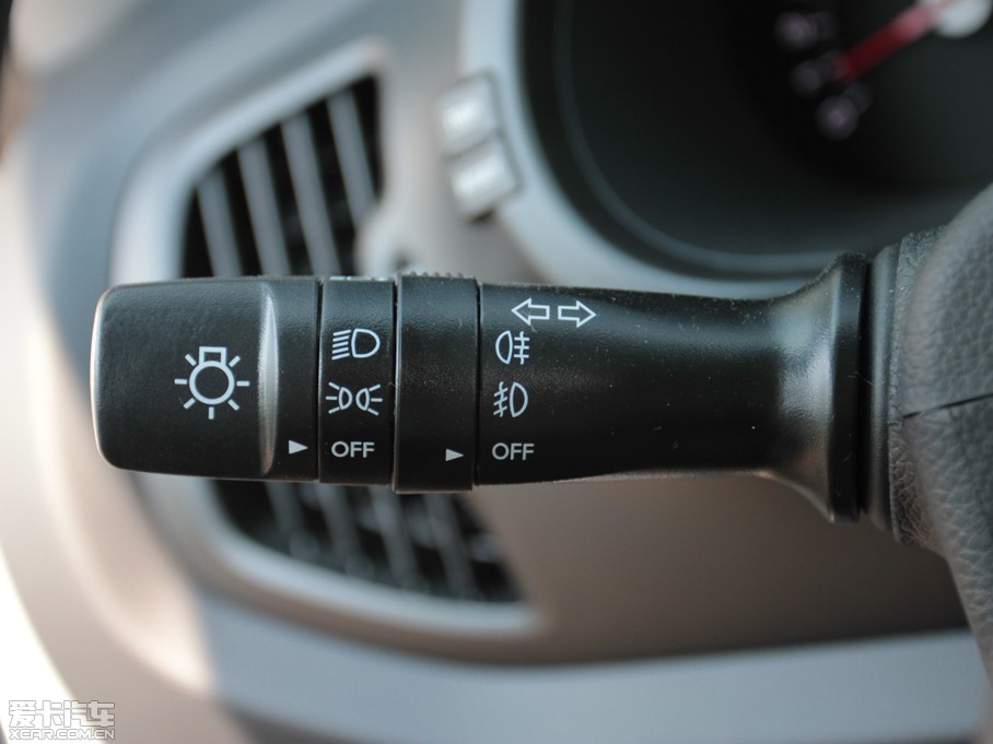 2014 2.0L Premium ԄӃ