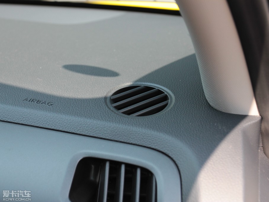 2014 2.0L Premium ԄӃ