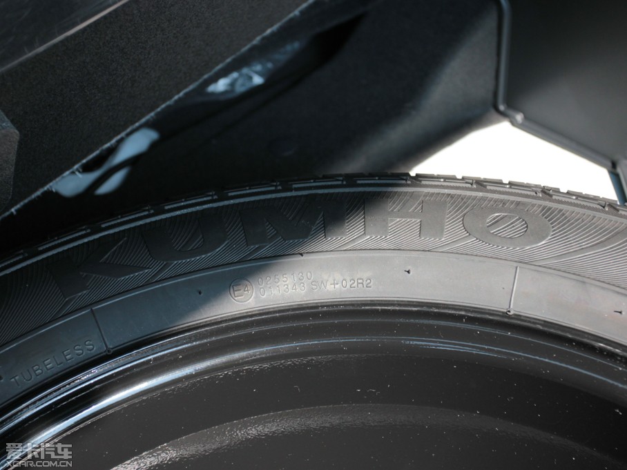 2014 2.0L Premium ԄӃ