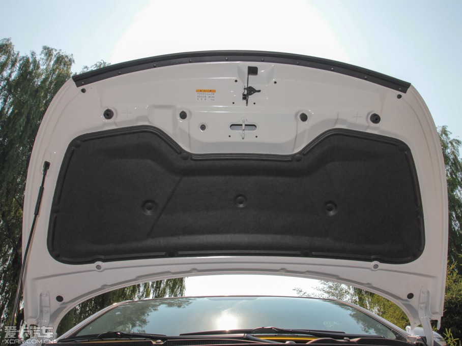 2014 2.0L Premium ԄӃ