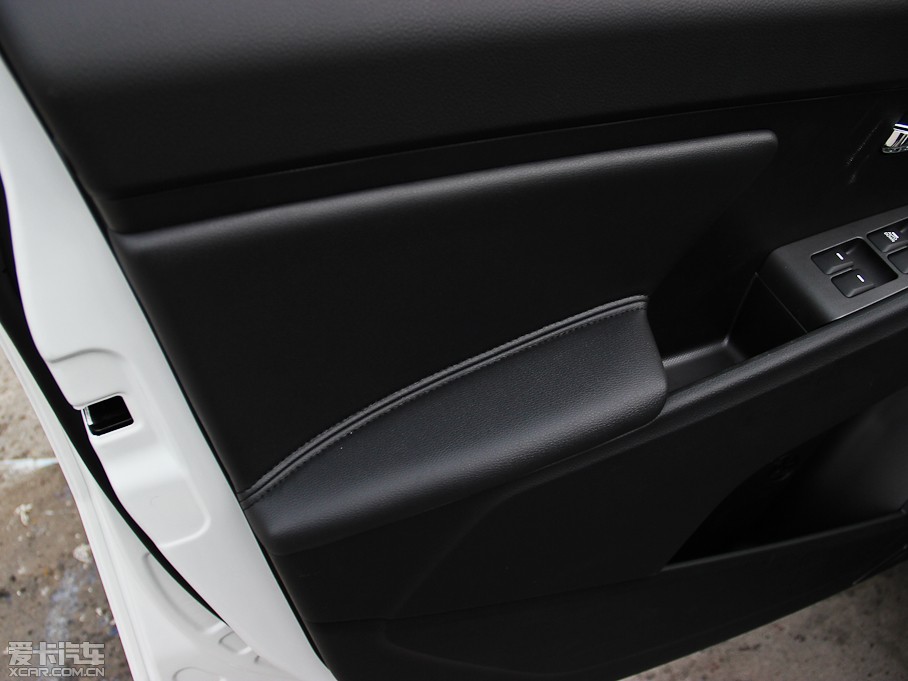 2014 2.0L Premium Special ԄӃ