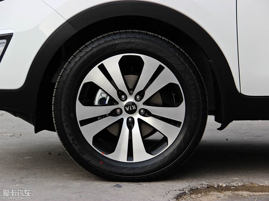 2014 2.0L Premium Special ԄӃ