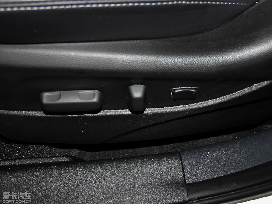 2014 2.0L Premium Special ԄӃ