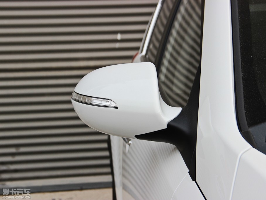 2014 2.0L Premium Special ԄӃ